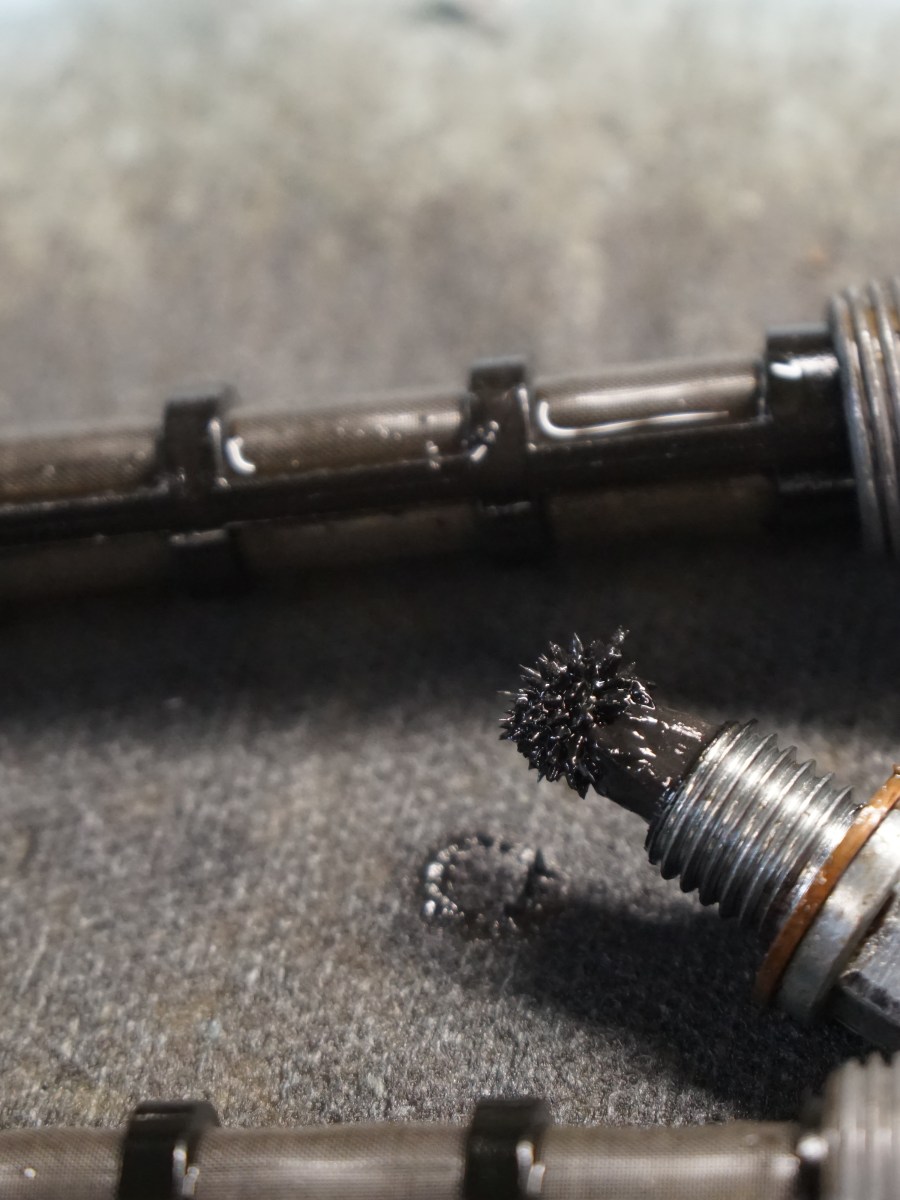 … cracked carbon and abrasively machined camshafts … you never&nbsp;know…