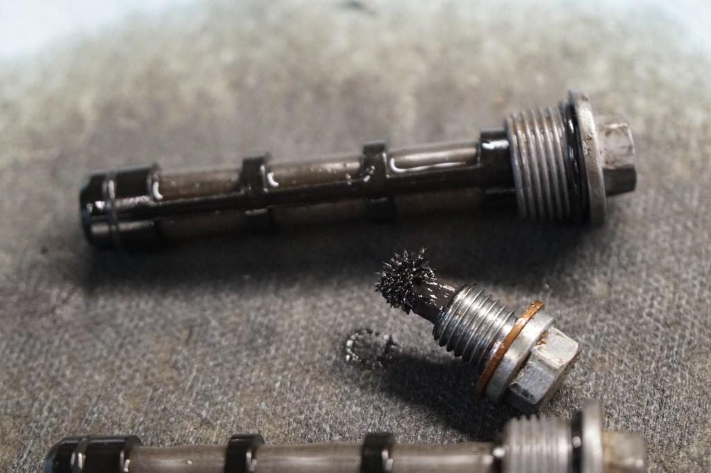 … cracked carbon and abrasively machined camshafts … you never&nbsp;know…